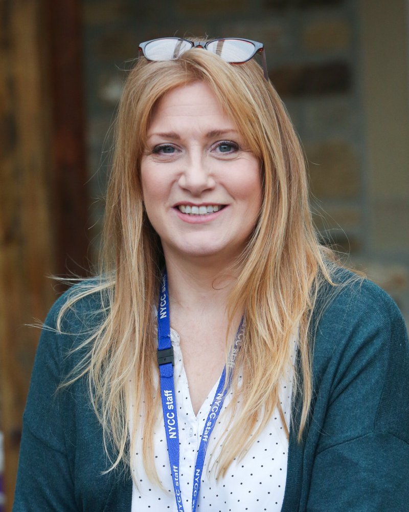 Miss Oakes